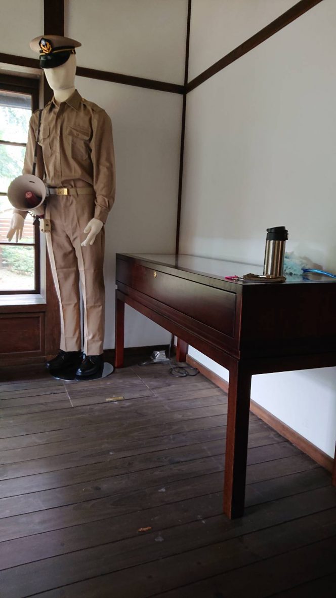 實木展示台