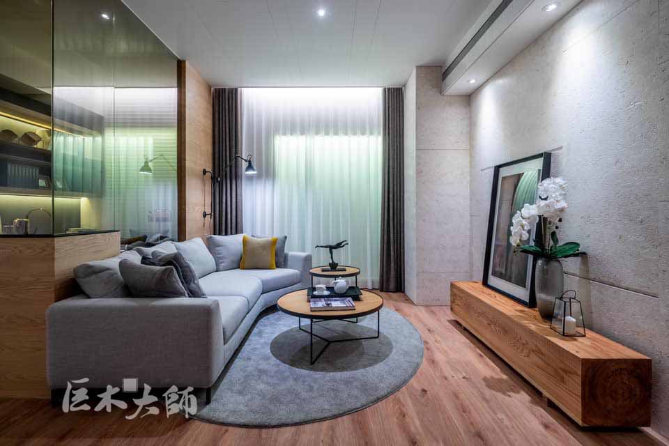 日本吉野杉(柳杉)原木電視櫃